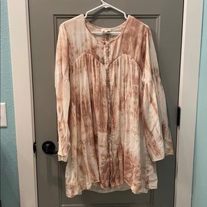 above the knee length, flowy, dress